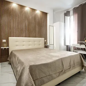 And Me Bed & Breakfast Napoli